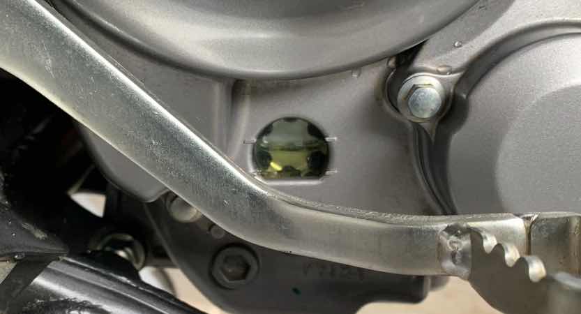 オイルレベル点検窓CRF250